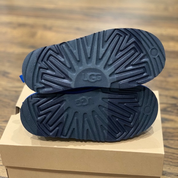 New Ugg Tasman LTA Cali Topo Slippers Ocean Colour Youth Size 4 - Picture 7 of 12